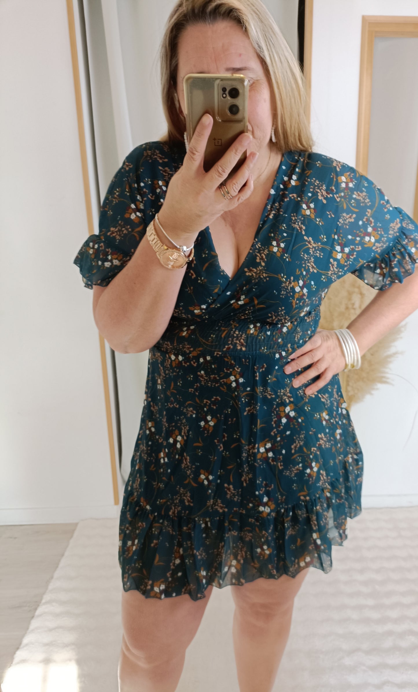 Robe Lakou